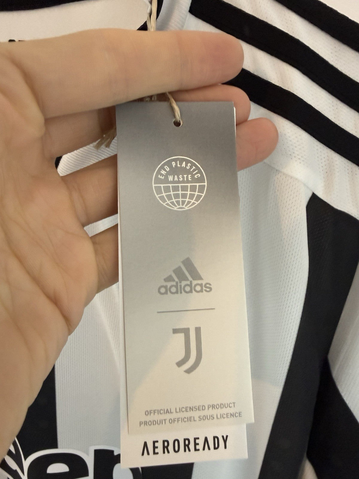 Juventus De Ligt #4 2021/22 Large Home Shirt Adidas BNWT GS1442