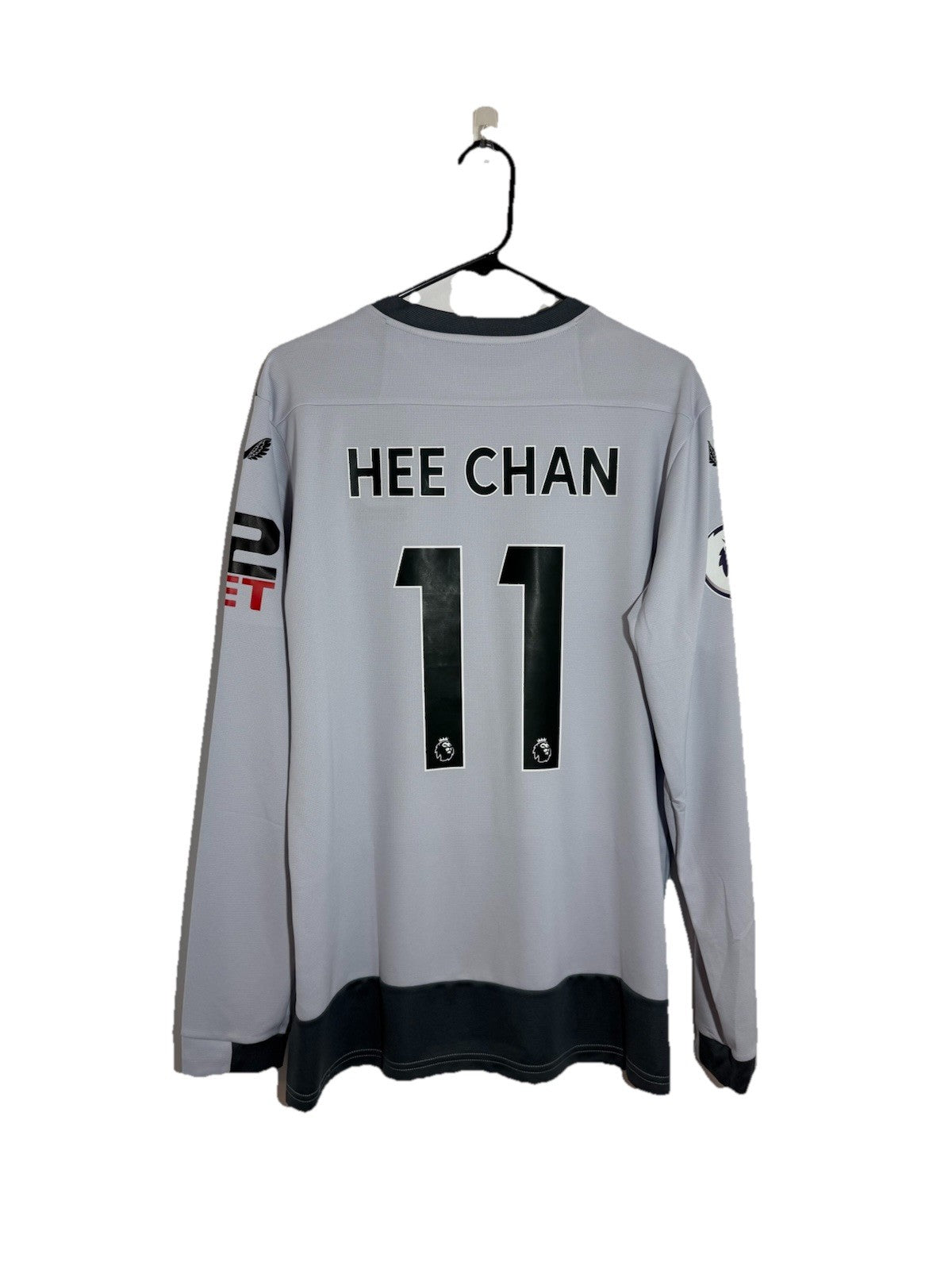 Wolverhampton Wanderers Hee Chan #11 2022/23 Large L/S Away Shirt Castore BNWT