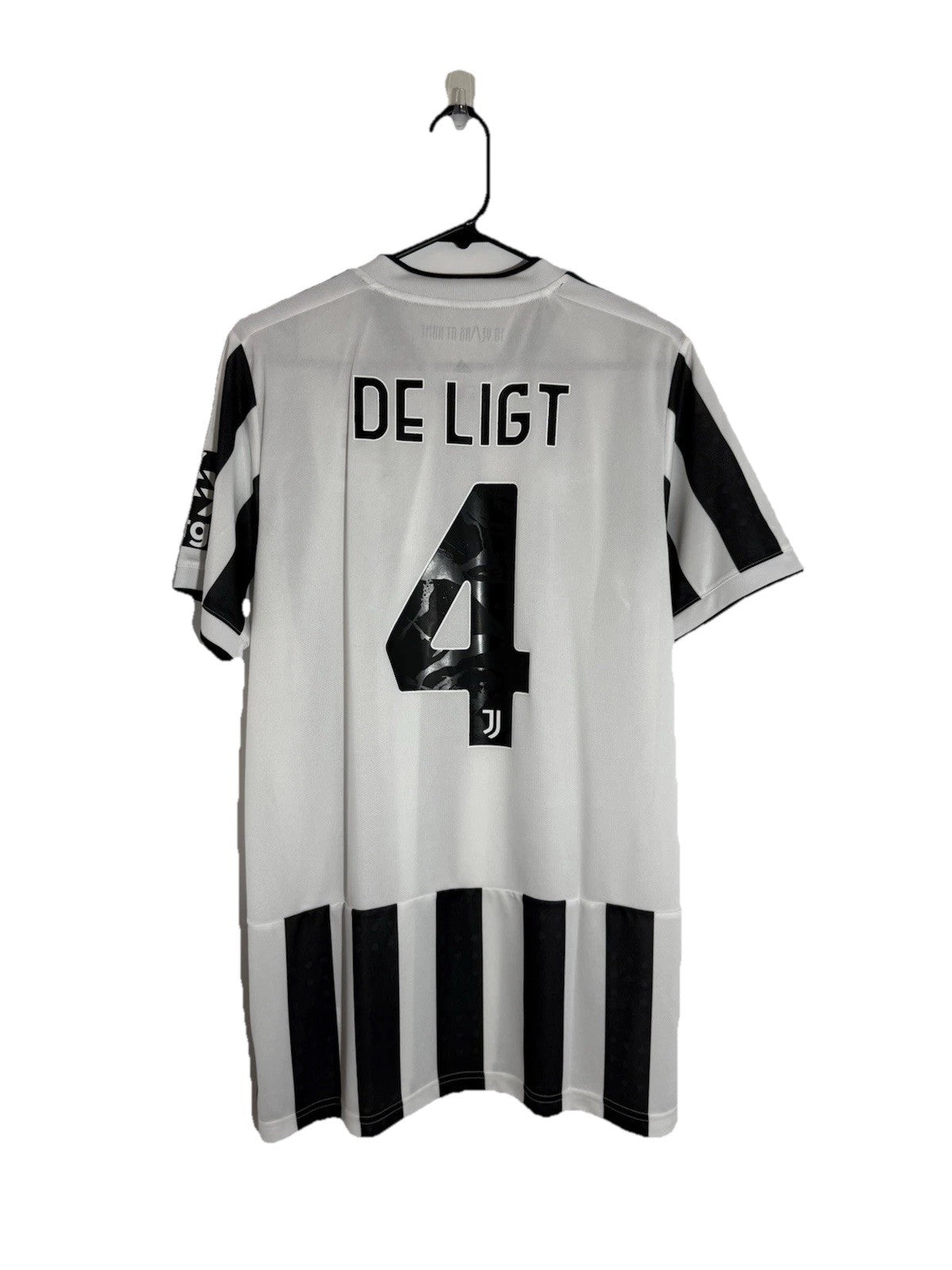 Juventus De Ligt #4 2021/22 Large Home Shirt Adidas BNWT GS1442