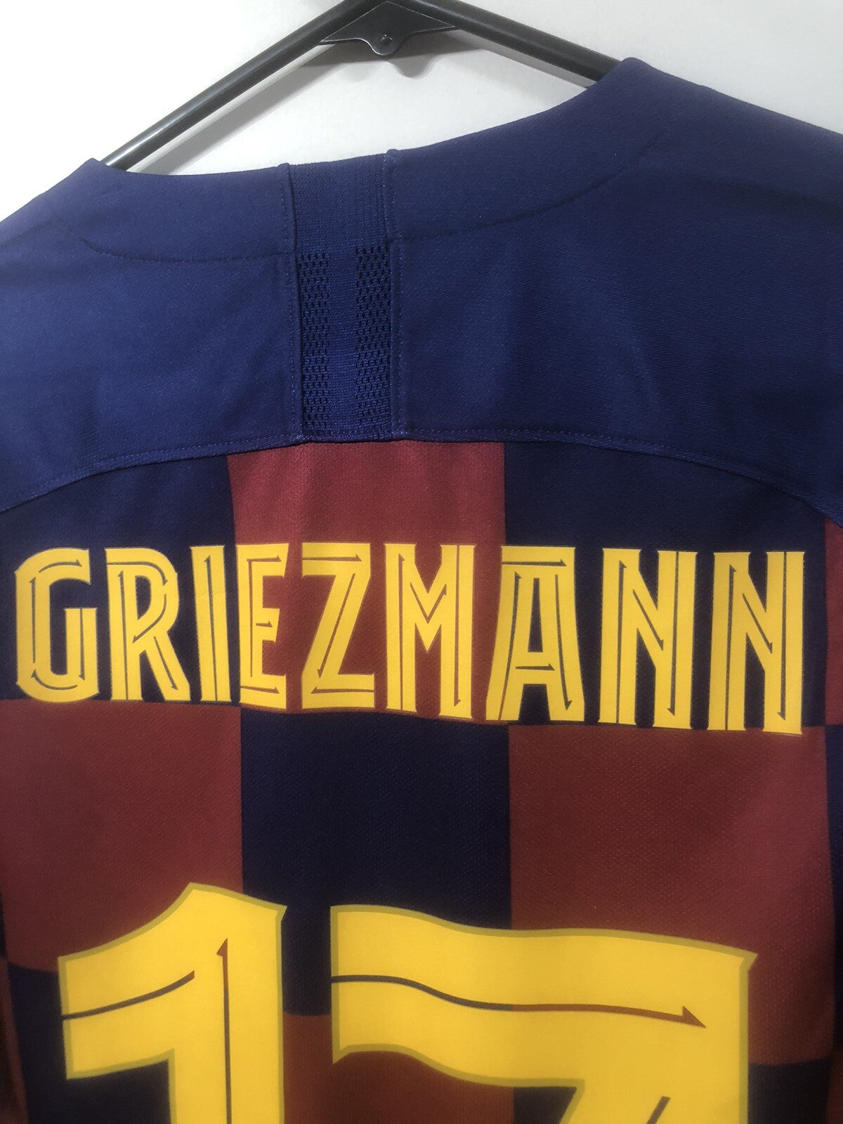 Barcelona Griezmann #17 2019/20 Medium Champions League Home BNWT AJ5532-455