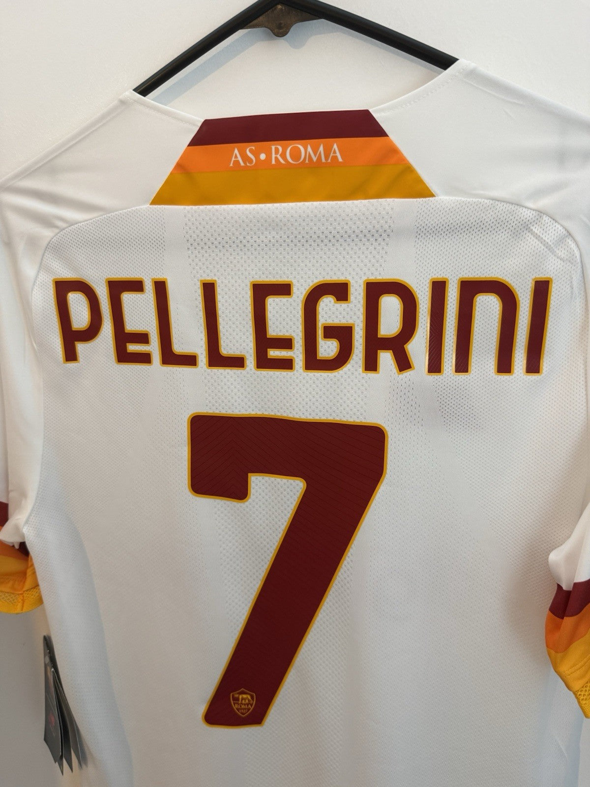 AS Roma Pellegrini #7 2021/22 Medium Away Pro Shirt BNWT MT130235