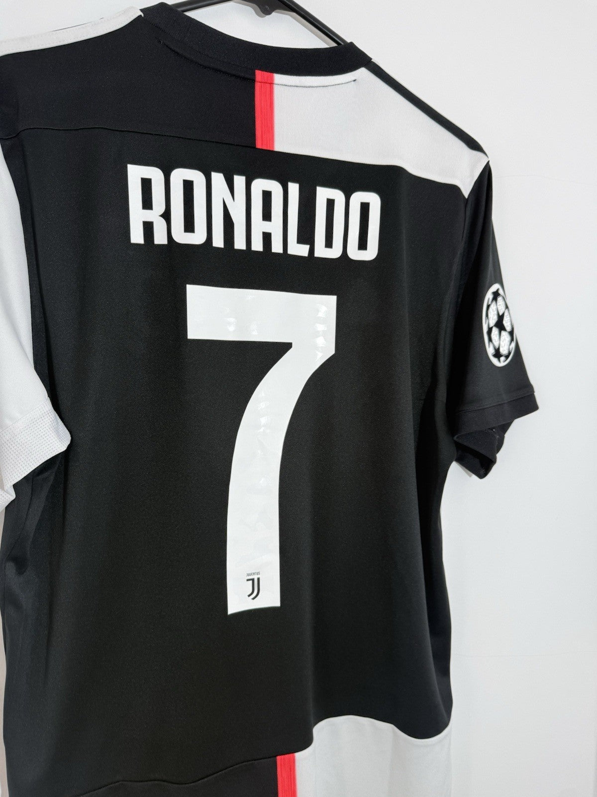Juventus Ronaldo #7 2019/20 MVP Medium Home Shirt Excellent Condition DW5455