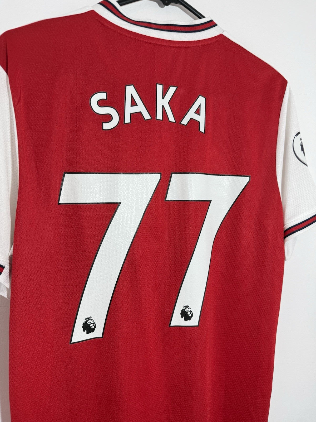 Arsenal Saka #77 2019/20 Medium Home Shirt Excellent Condition EH5637