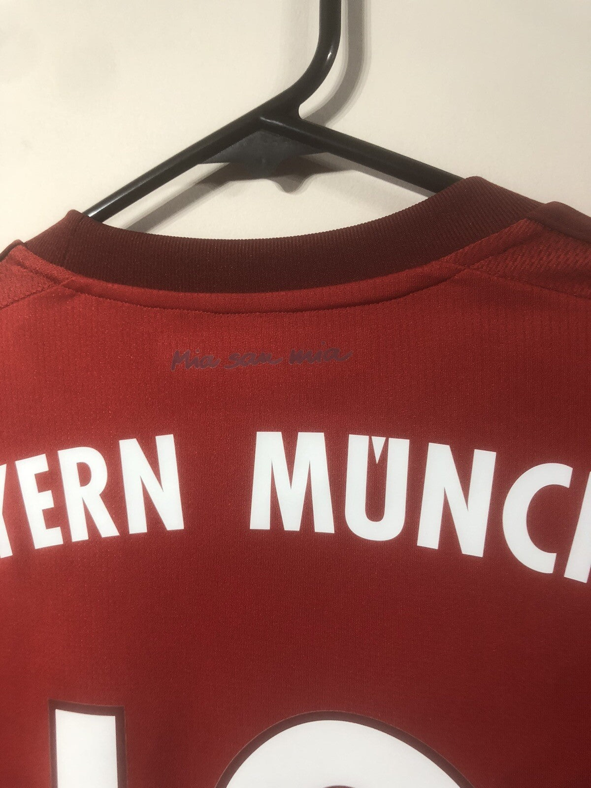 Bayern Munich Gotze #19 2015/16 Large Home Shirt BNWT S08806
