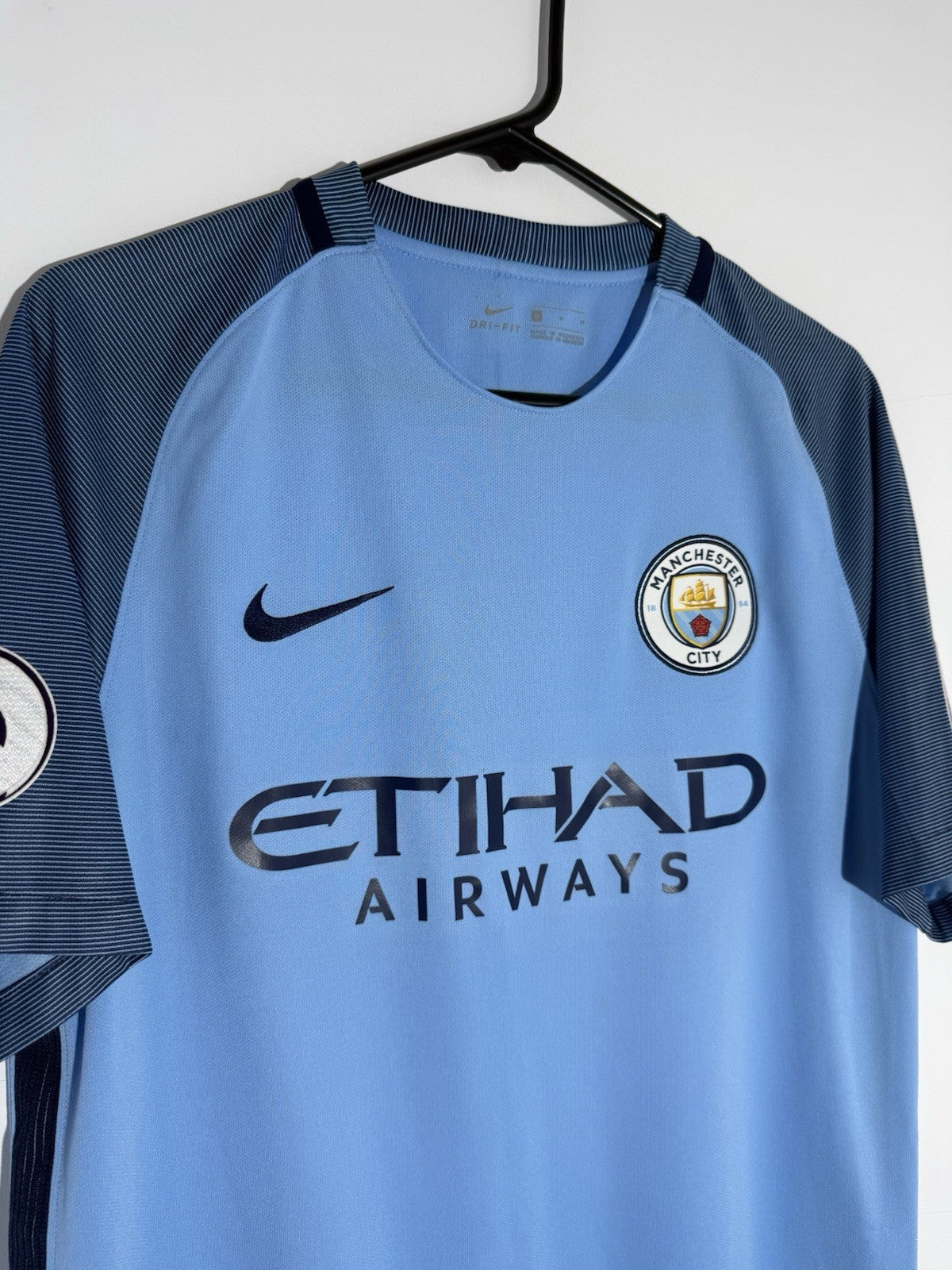Manchester City Stones #24 2016/17 Medium Home Excellent Condition
