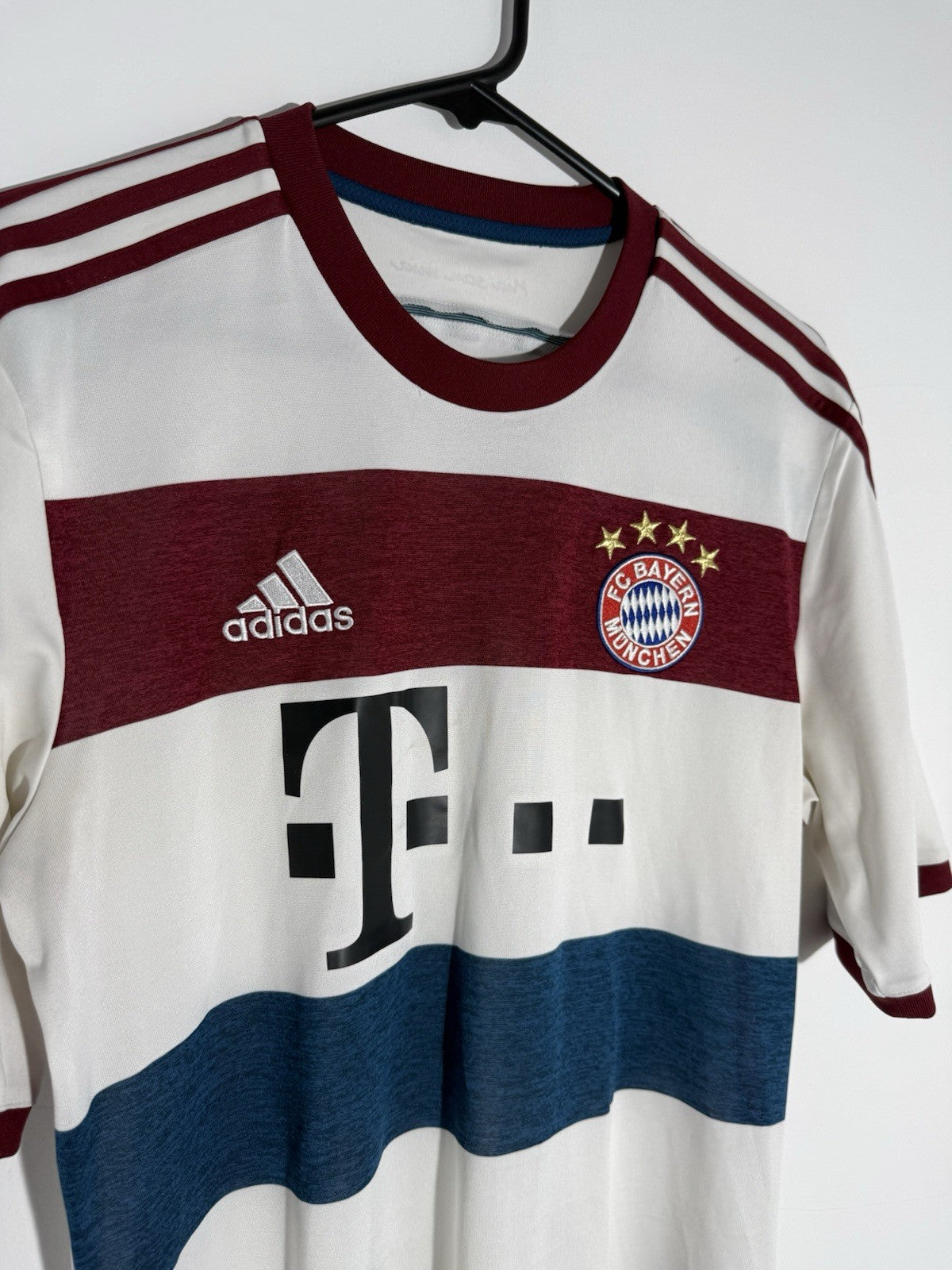 Bayern Munich 2014/15 Medium Away Shirt Adidas Excellent Condition F48414