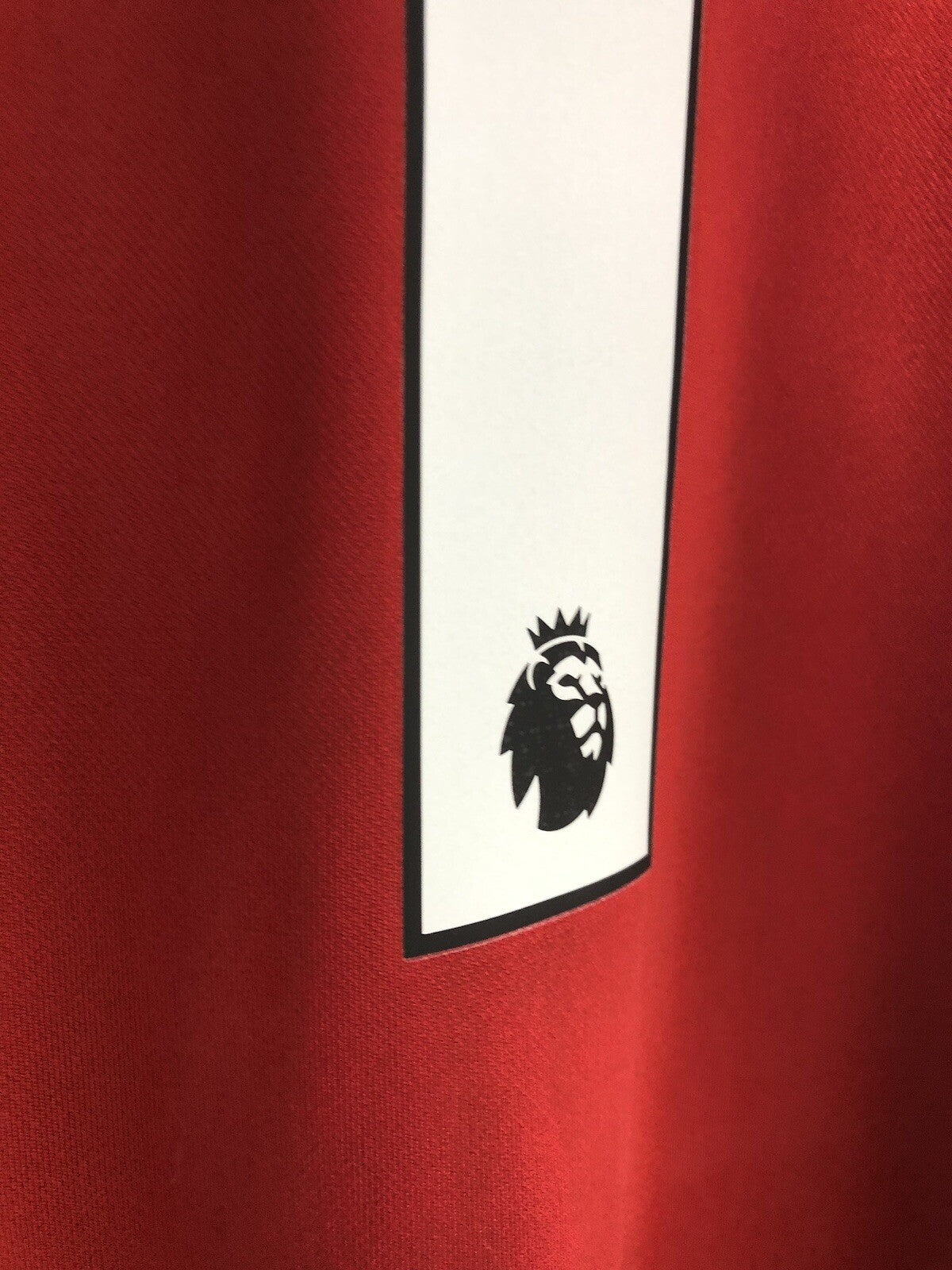 Liverpool M Salah #11 2020/21 Medium Home Shirt Excellent Condition CZ2636-687