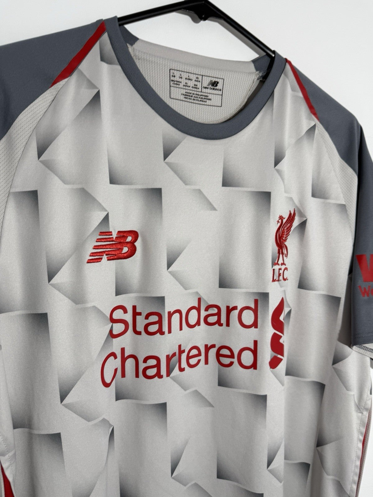 Liverpool Firmino #9 2018/19 Large 3rd Shirt Excellent Condition MT830032