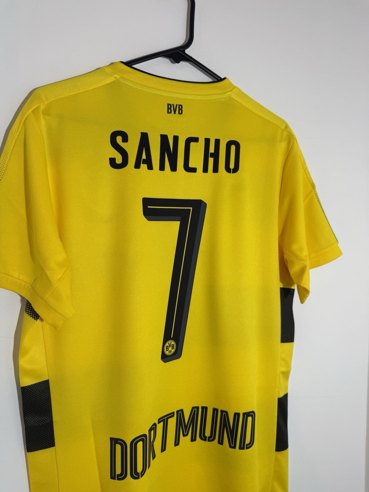 Borussia Dortmund Sancho #7 2017/18 Medium Home Shirt BNWT 751760-01