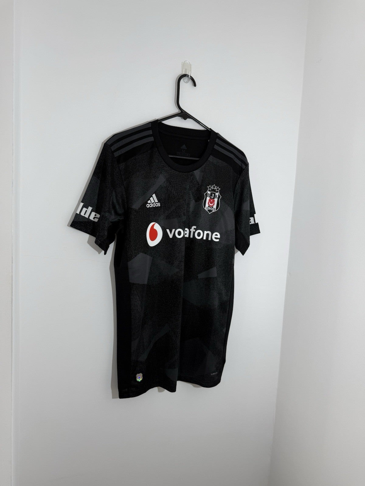 Besiktas B. Yilmaz #17 2019/20 Medium Away Shirt BNWT DX3702