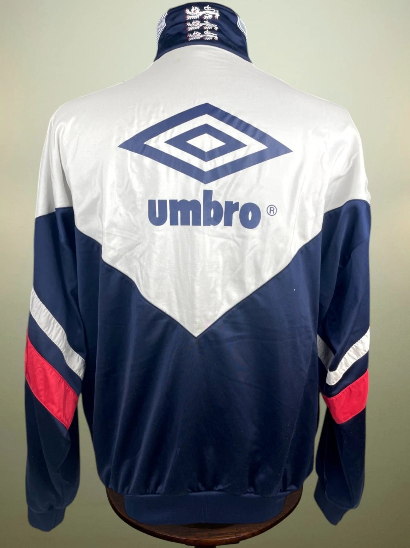 Store Top • England • 1992 • Umbro • Size L - Calcio 90
