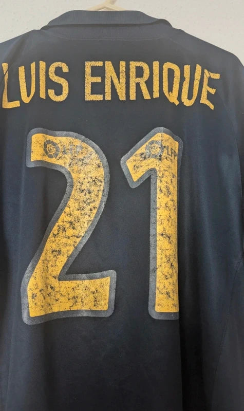 2002-04 Barcelona Away Shirt Luis Enrique #21 - 5.5/10