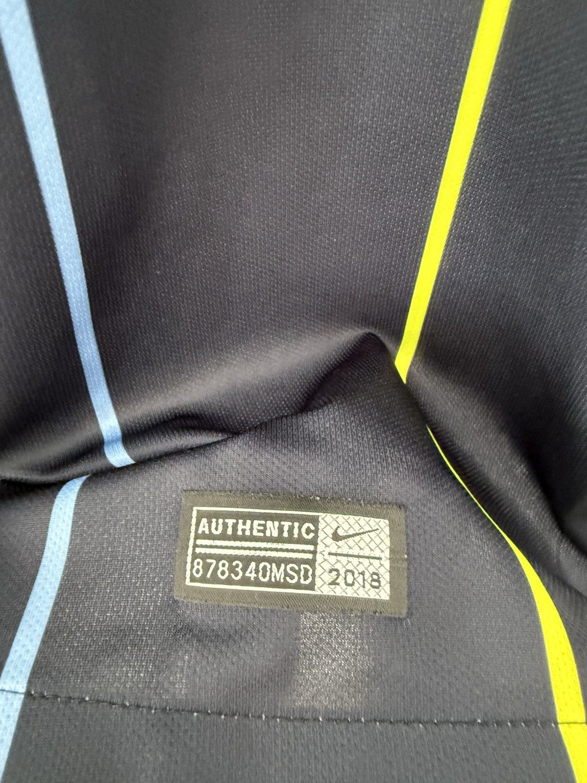 Manchester City Kompany #4 2018/19 XL Away Excellent Condition 919002-476