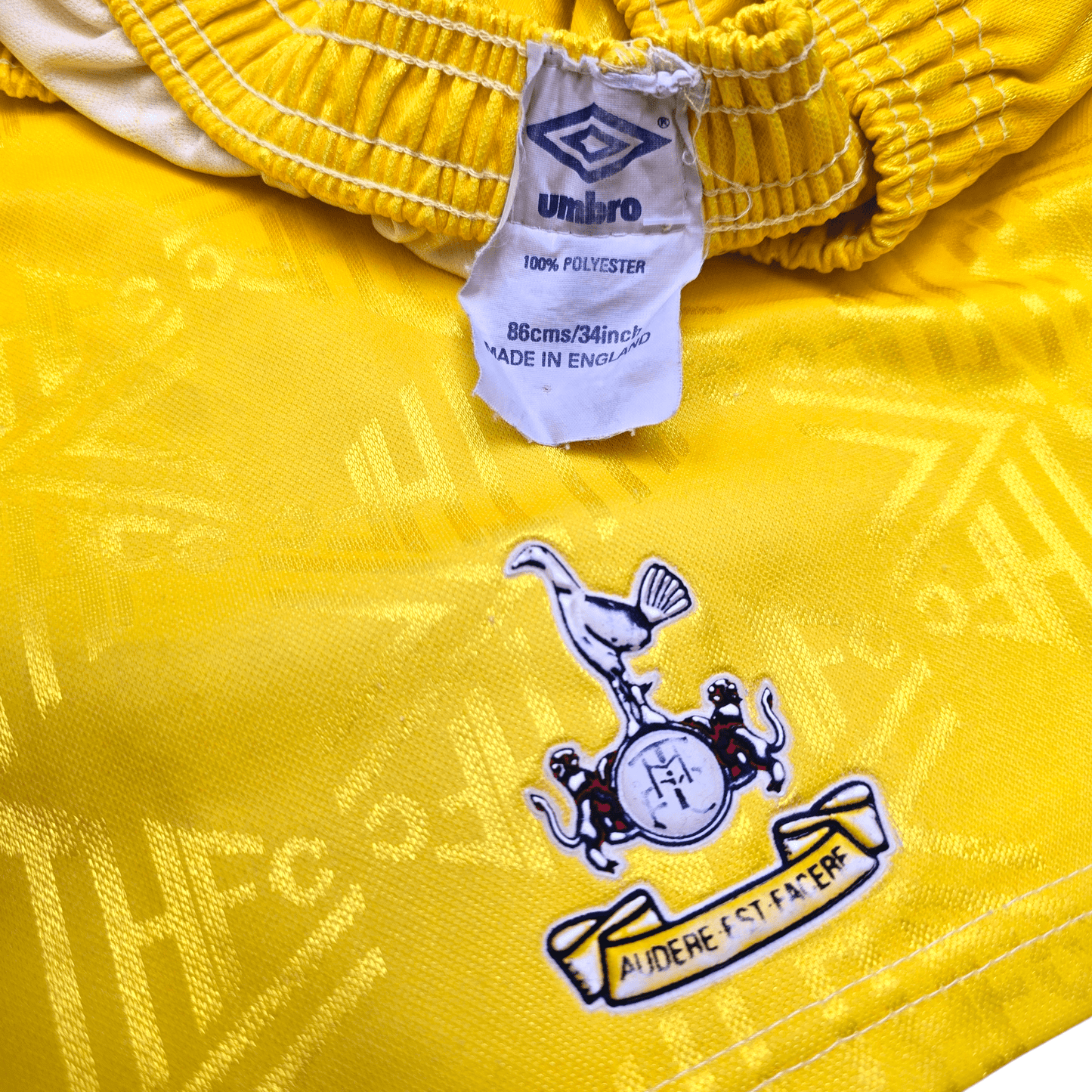 1991/95 Tottenham Hotspur Away Football Shorts (M) Umbro