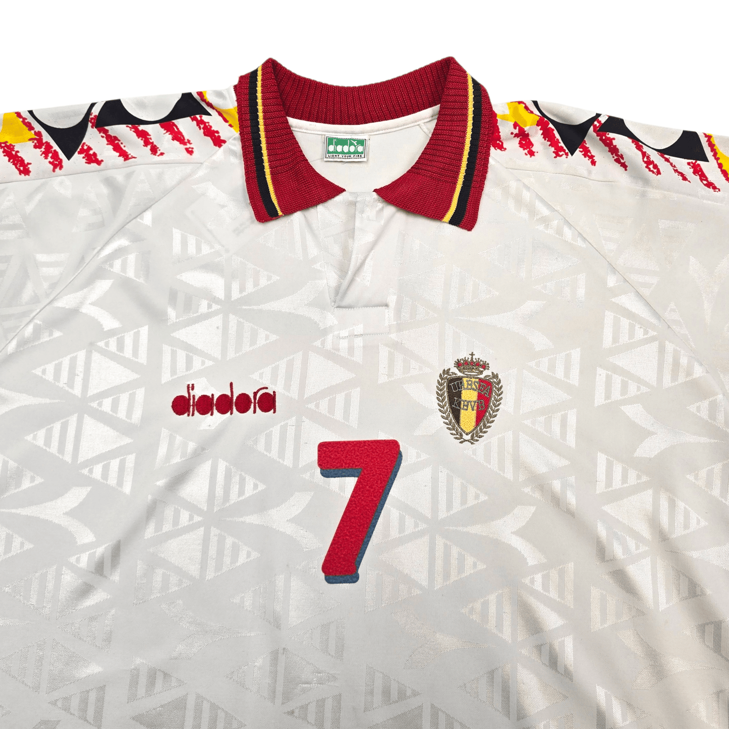 1992/94 Belgium Away Football Shirt (L) Diadora #7 Van Der Elst