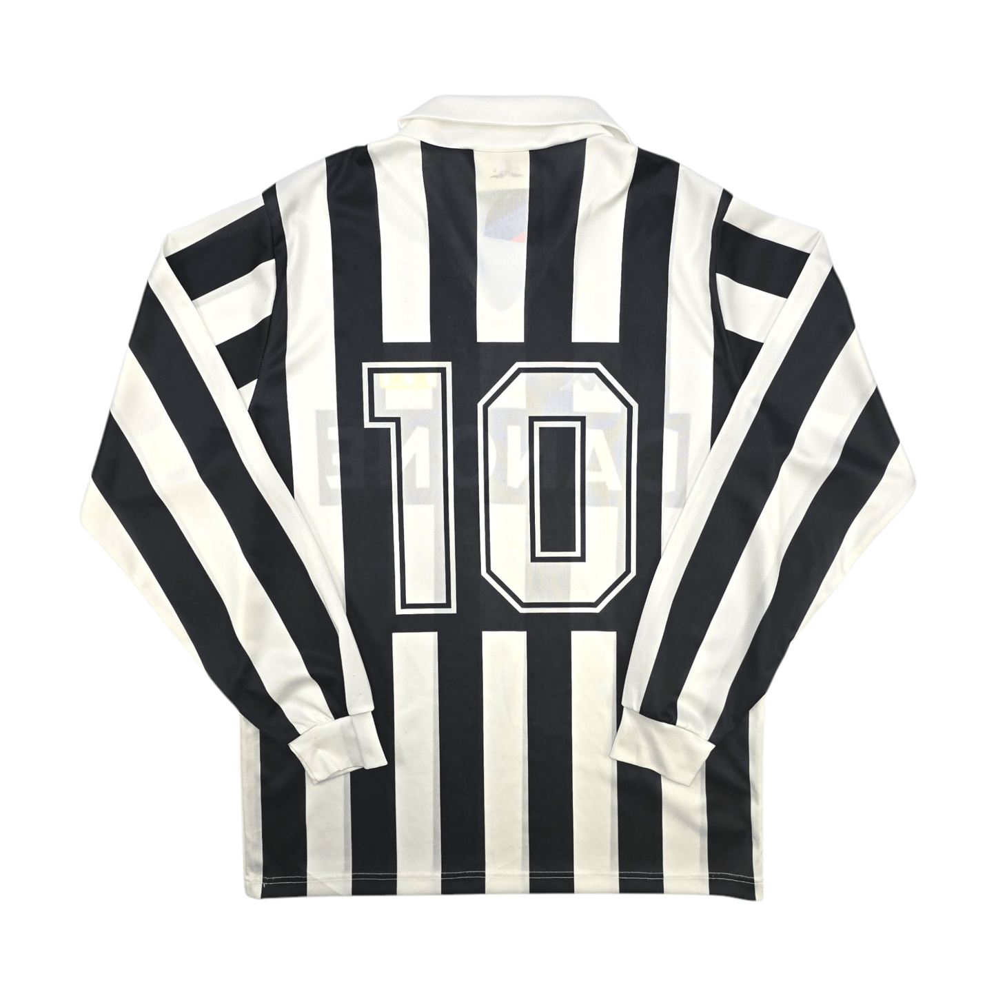 1992/94 Juventus Home Football Shirt (L) Kappa #10 (Baggio)