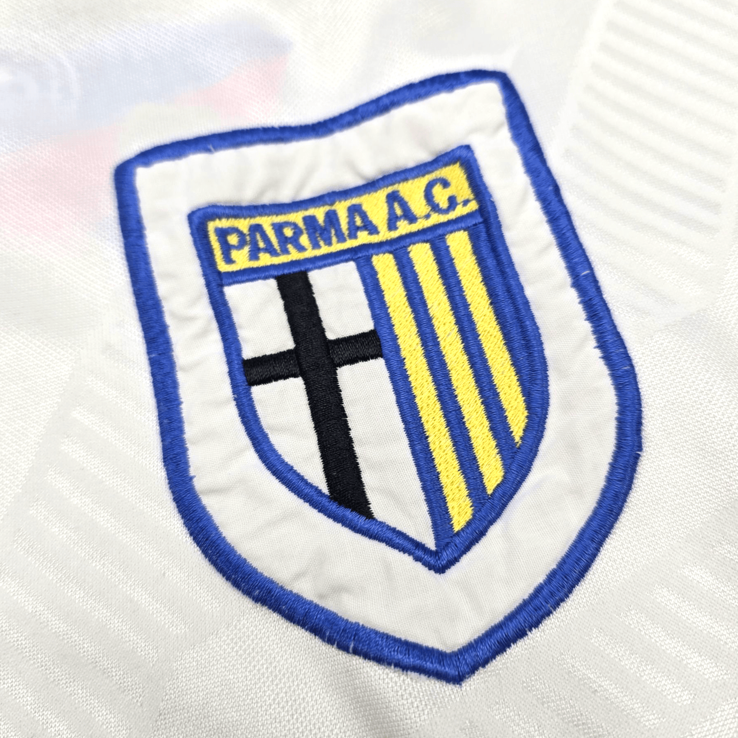 1993/95 Parma Home Football Shirt (L) Umbro