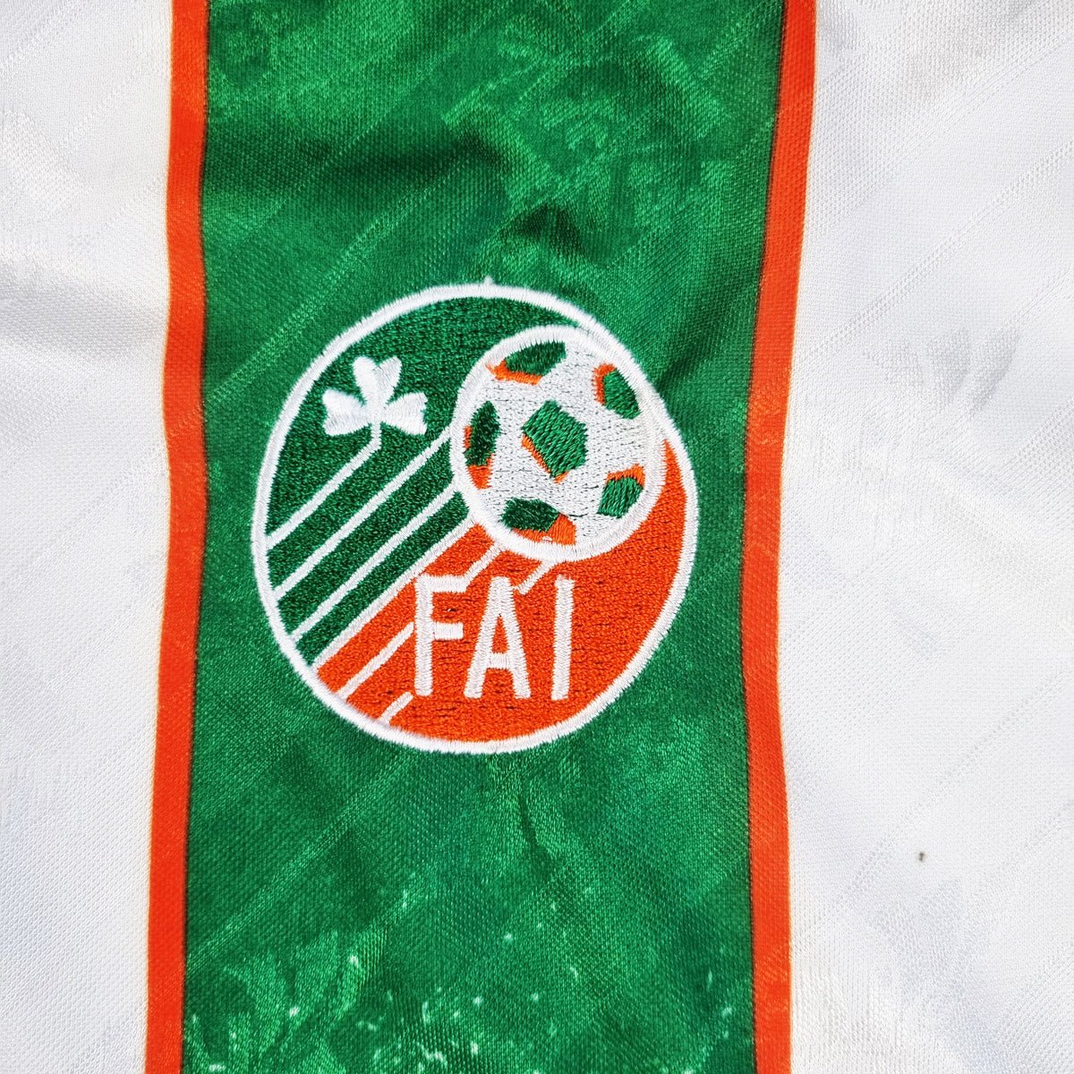 1994 Republic of Ireland Away Football Shirt (L) Adidas