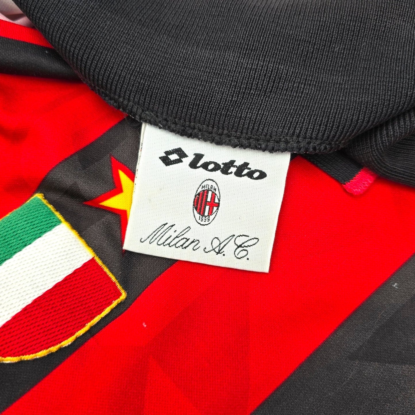 1994/95 AC Milan Home Football Shirt (L) Lotto