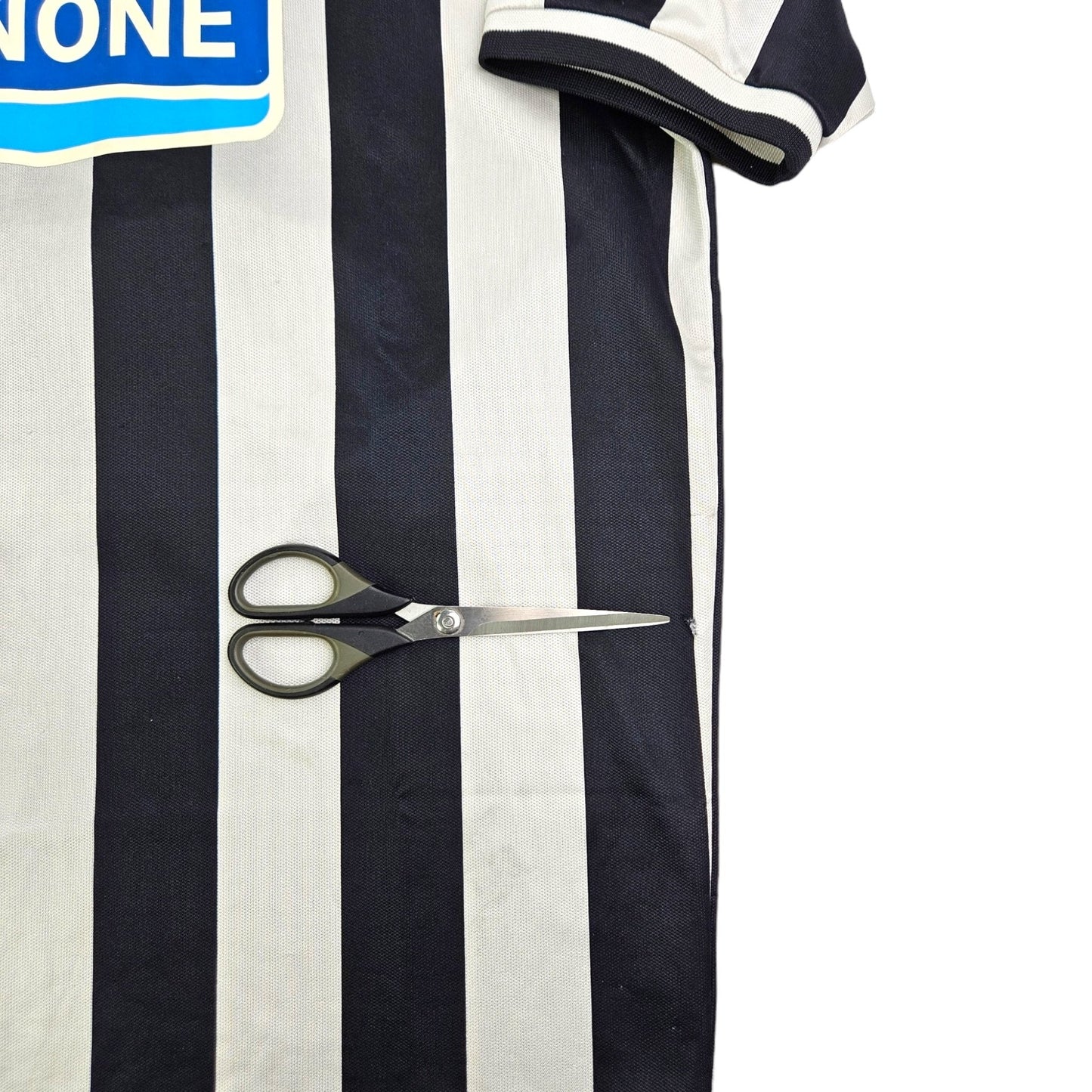 1994/95 Juventus Home Football Shirt (L) Kappa #9 Vialli