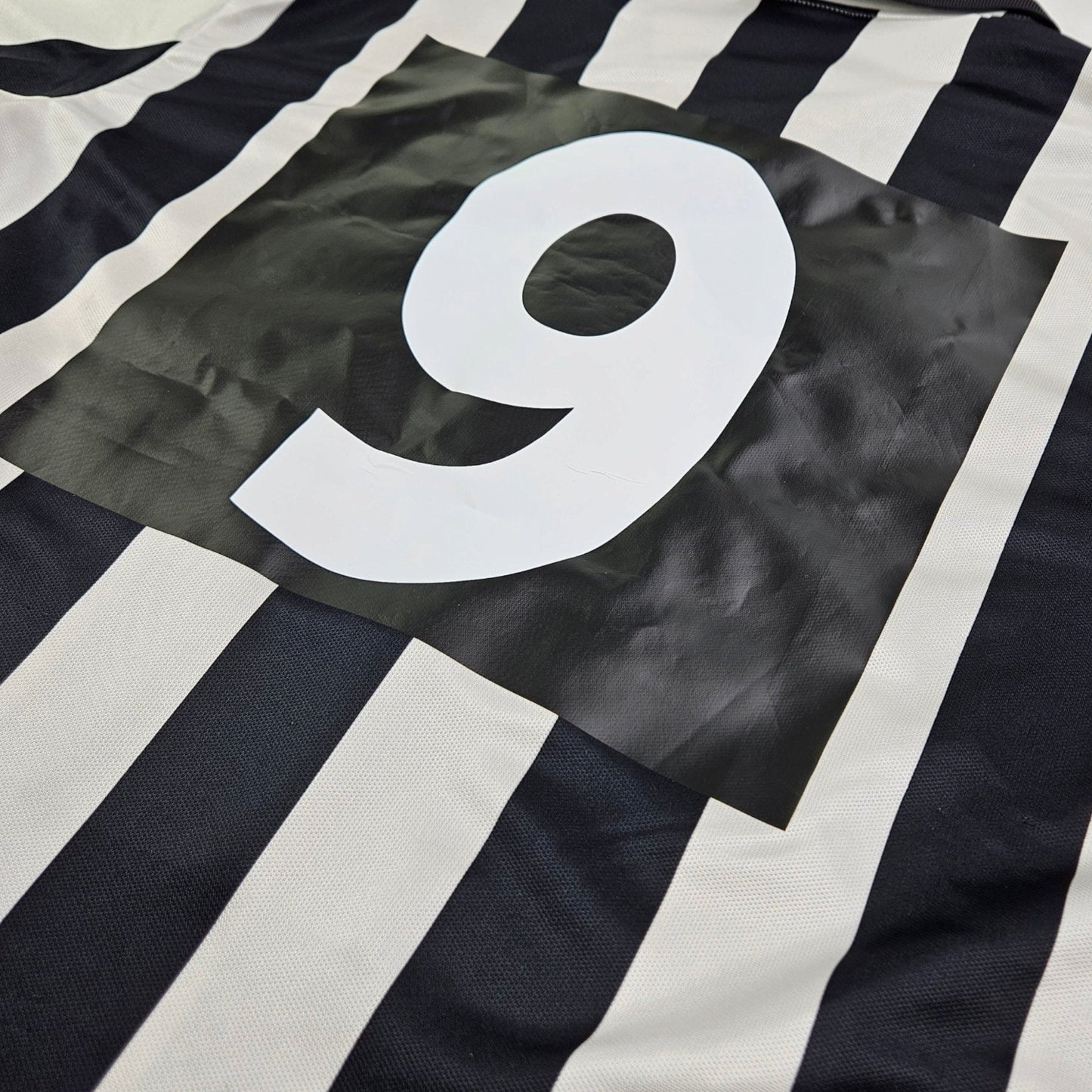 1994/95 Juventus Home Football Shirt (L) Kappa #9 Vialli