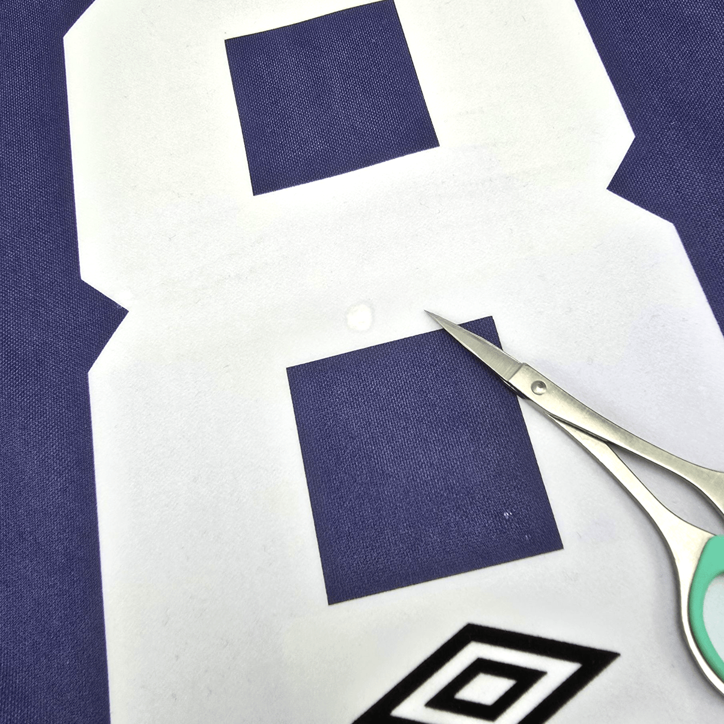 1994/95 Tottenham Hotspur Away Football Shirt (L) Umbro #18 Klinsmann