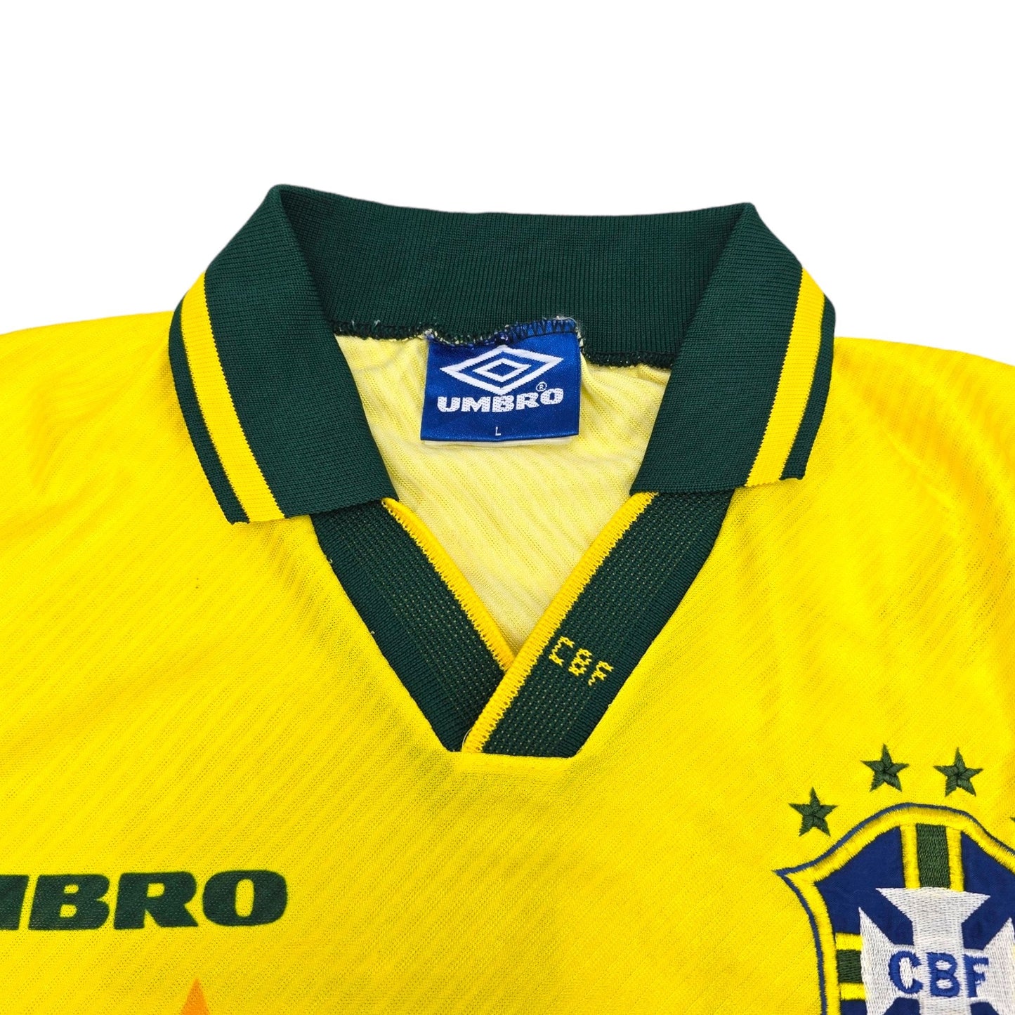 1994/96 Brazil Home Football Shirt (L) Umbro #15 (Santos)