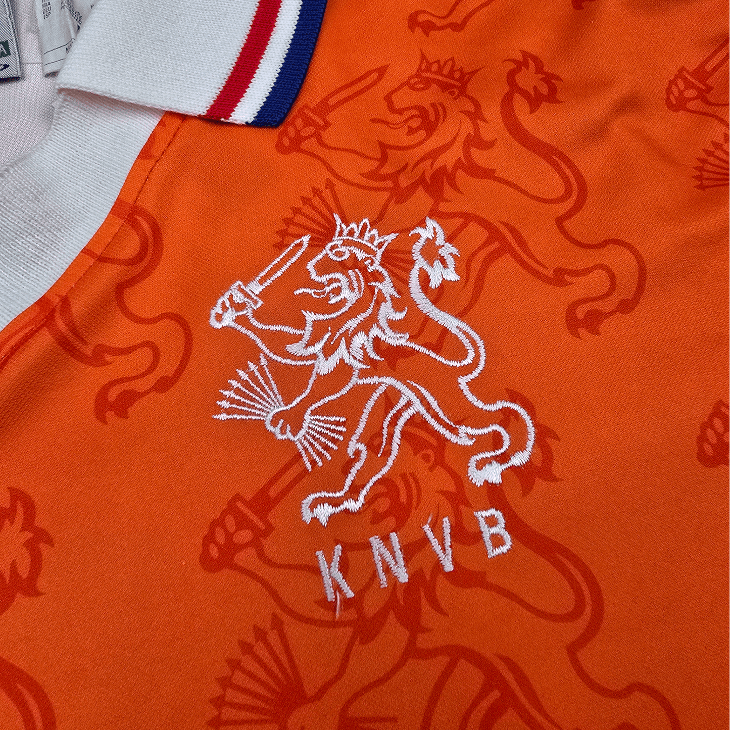 1994/96 Holland Home Football Shirt (L) Lotto #10 Bergkamp (Player Version)