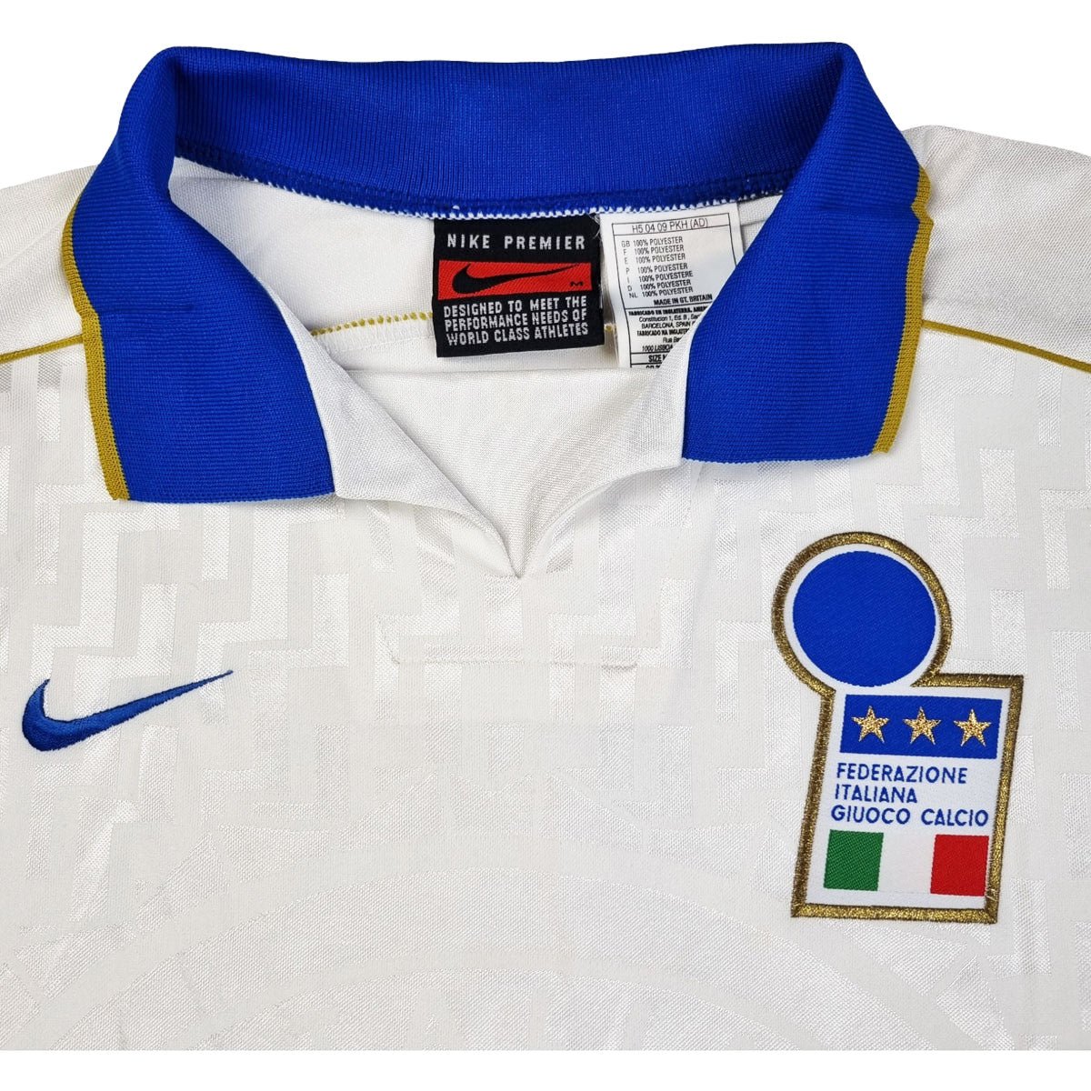1994/96 Italy Away Football Shirt (M) Nike