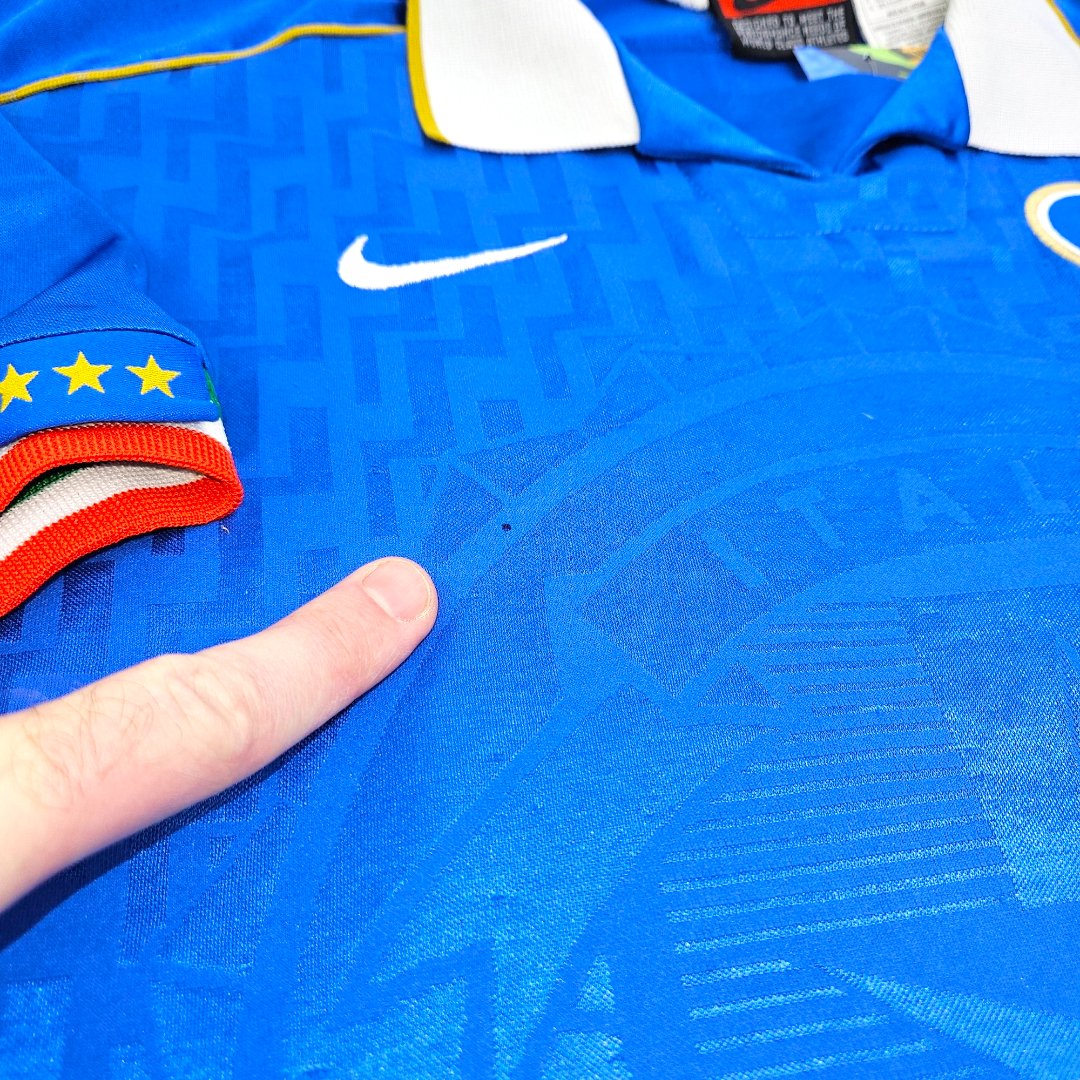 1994/96 Italy Home Football Shirt (M) Nike # 9 (Ravanelli)