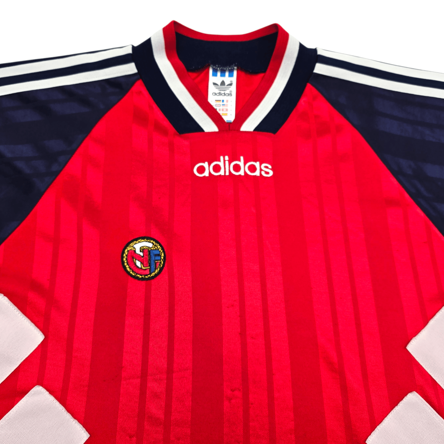 1994/96 Norway Home Football Shirt (L) Adidas