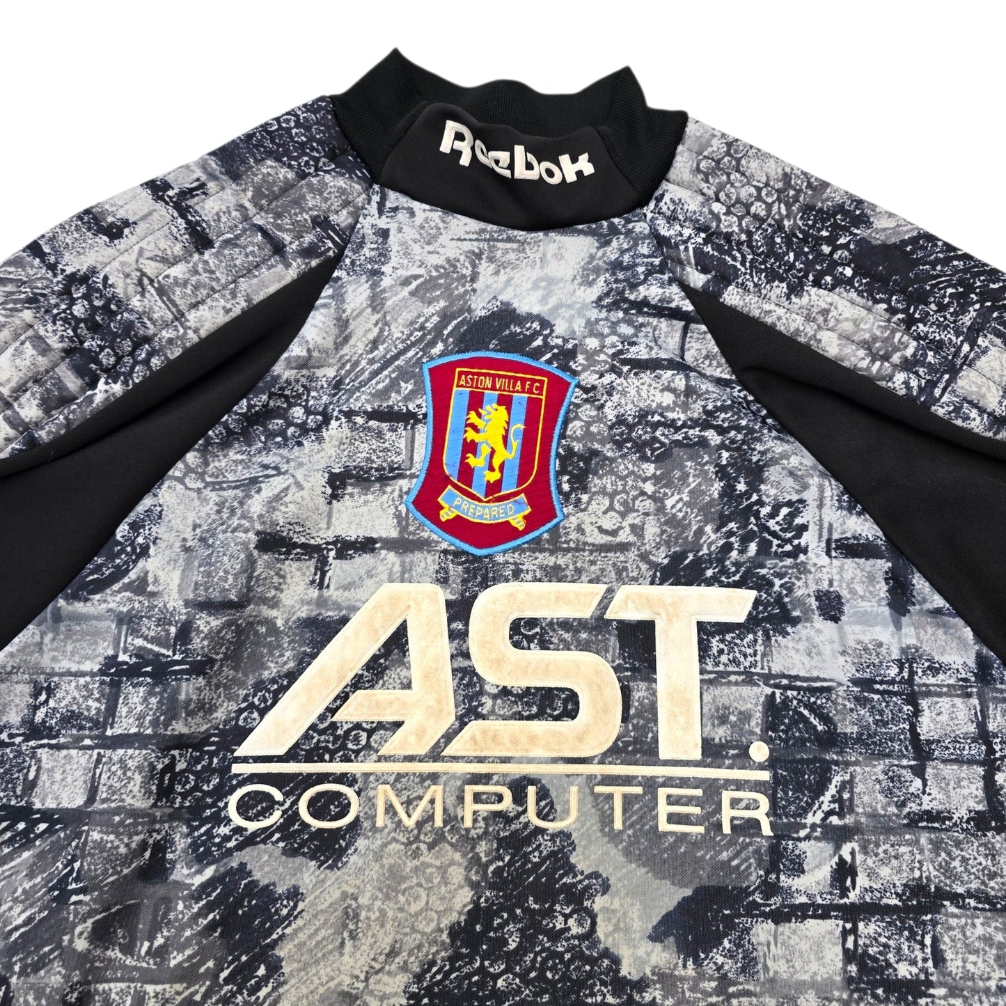 1995/96 Aston Villa Goal Keeper Football Shirt (S) Reebok #1