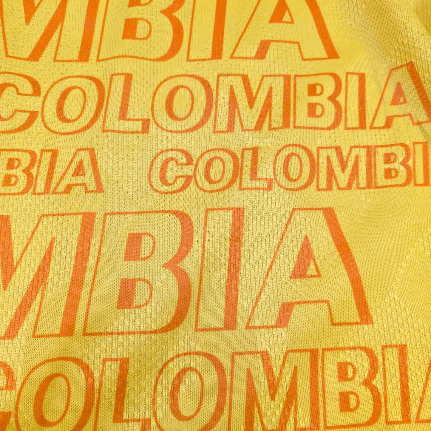1995/96 Colombia Home Football Shirt (XL) Umbro #10 Valderrama