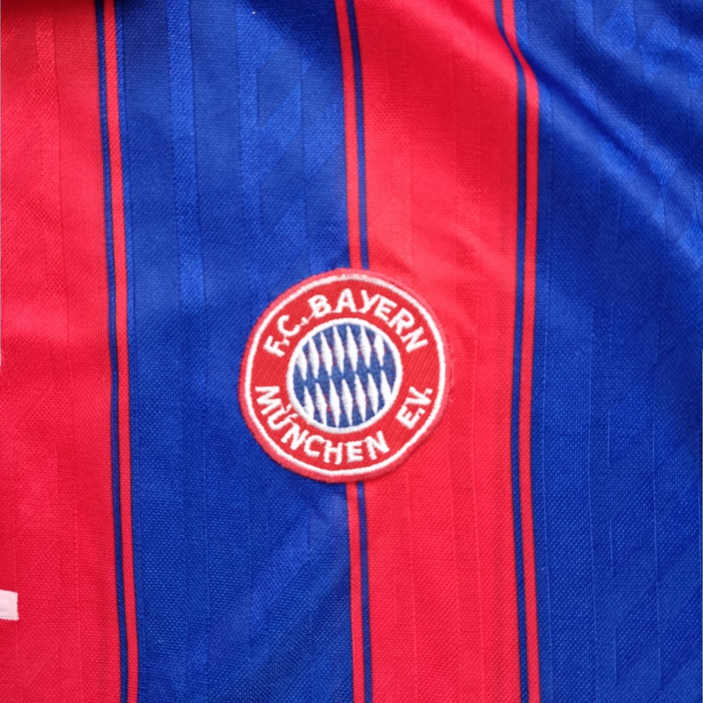 1995/97 Bayern Munich Home Football Shirt (L) Adidas