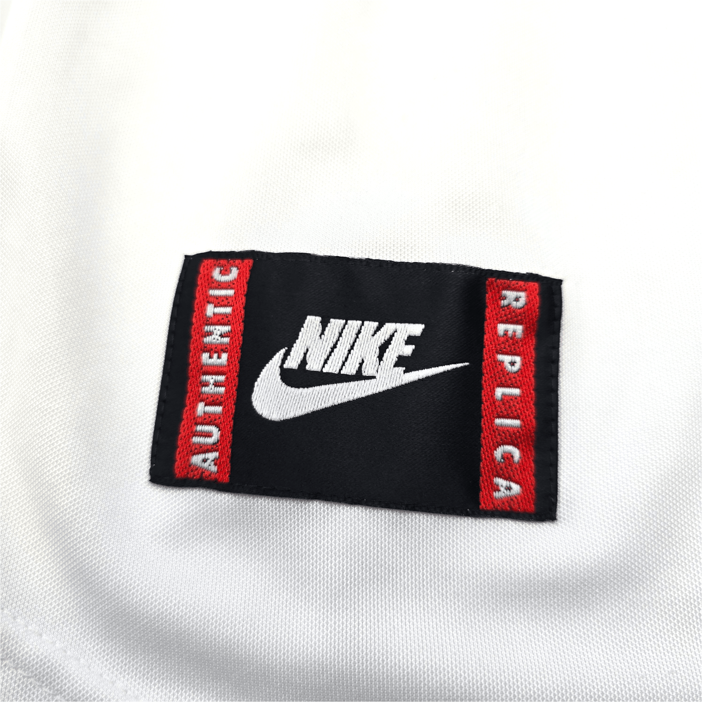 1996/97 Italy Away Football Shirt (2XL) Nike #21 Zola