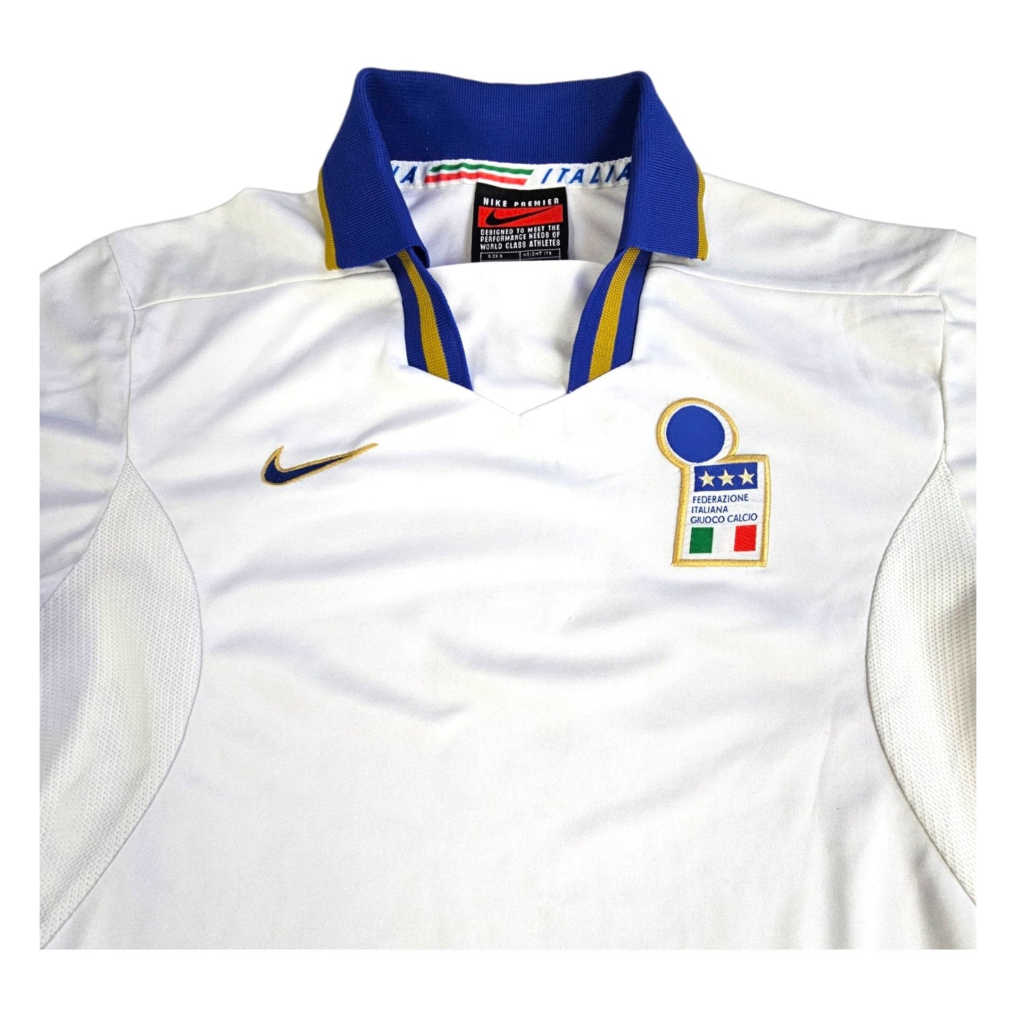 1996/97 Italy Away Football Shirt (S) Nike