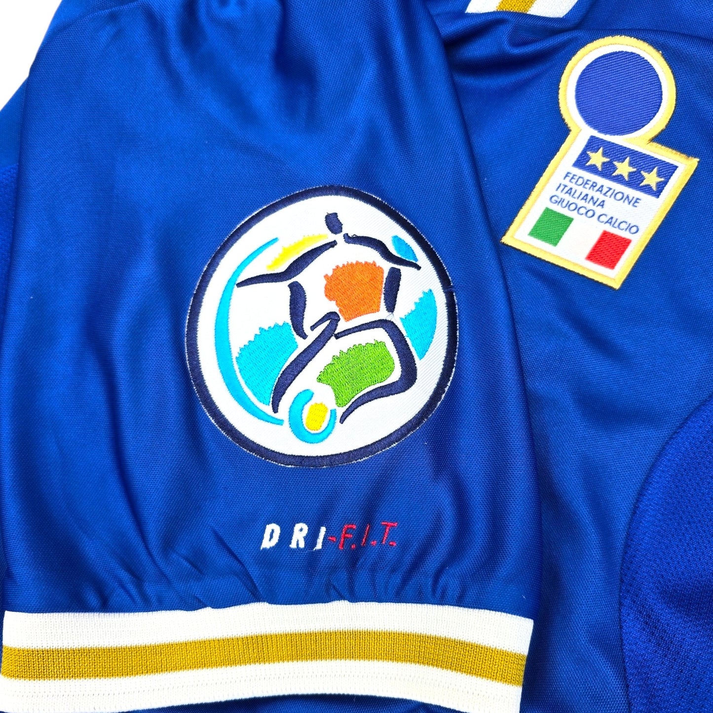1996/97 Italy Home Football Shirt (M) Nike #6 Nesta (EURO 96)