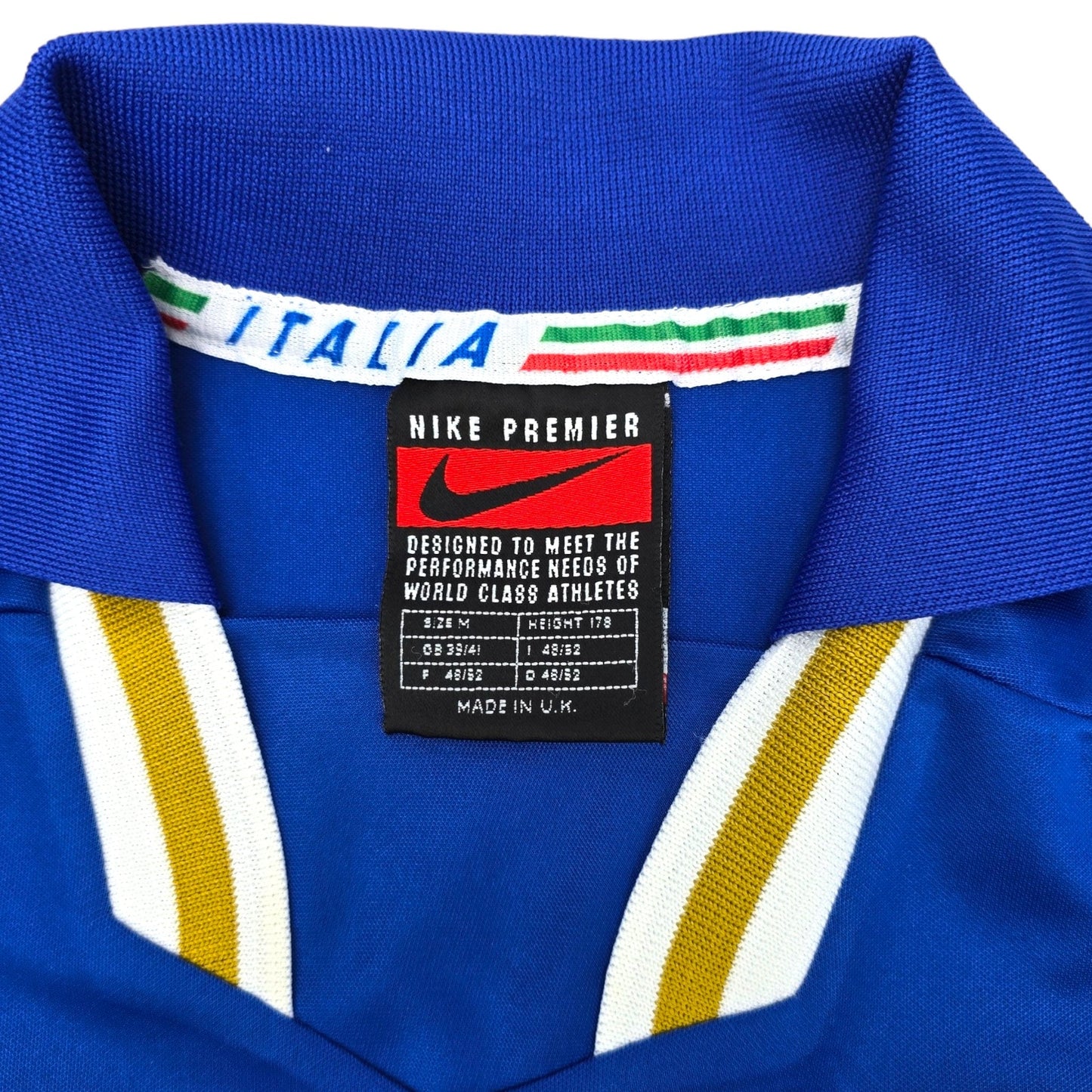 1996/97 Italy Home Football Shirt (M) Nike #6 Nesta (EURO 96)