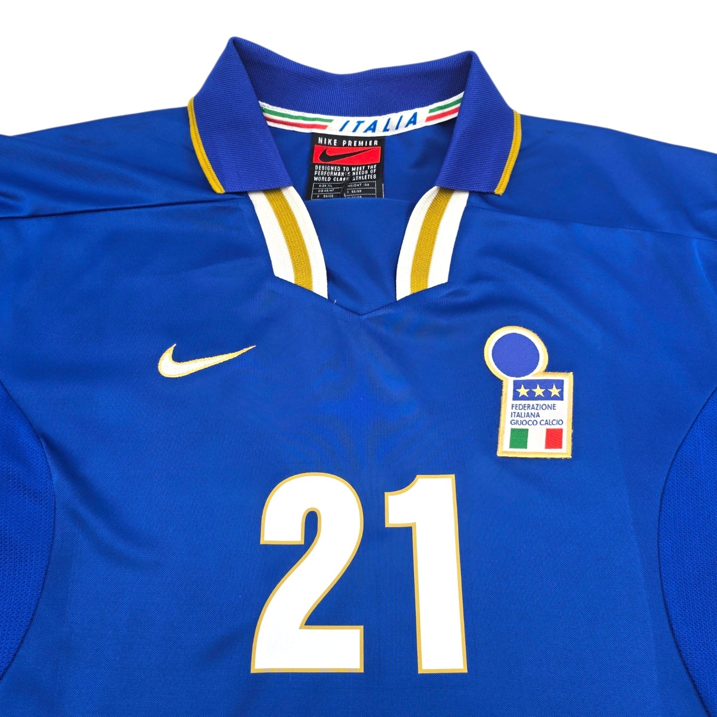 1996/97 Italy Home Football Shirt (XL) Nike #21 Zola