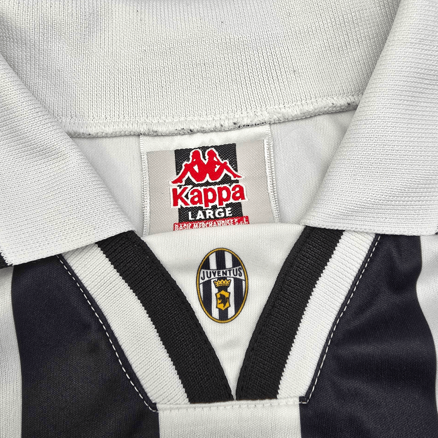 1996/97 Juventus Home Football Shirt (L) Kappa #7 (Di Livio)