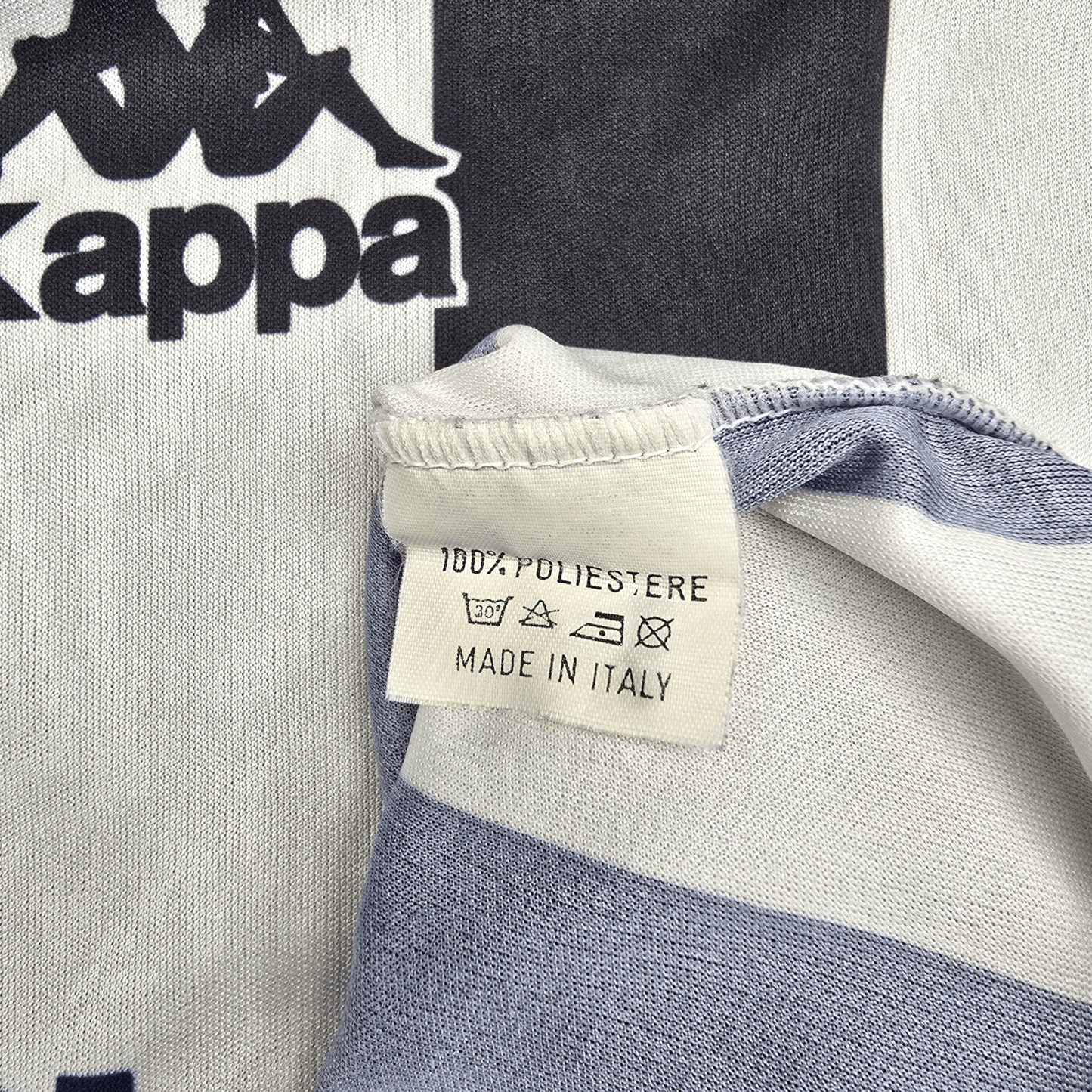1996/97 Juventus Home Football Shirt (L) Kappa #7 (Di Livio)