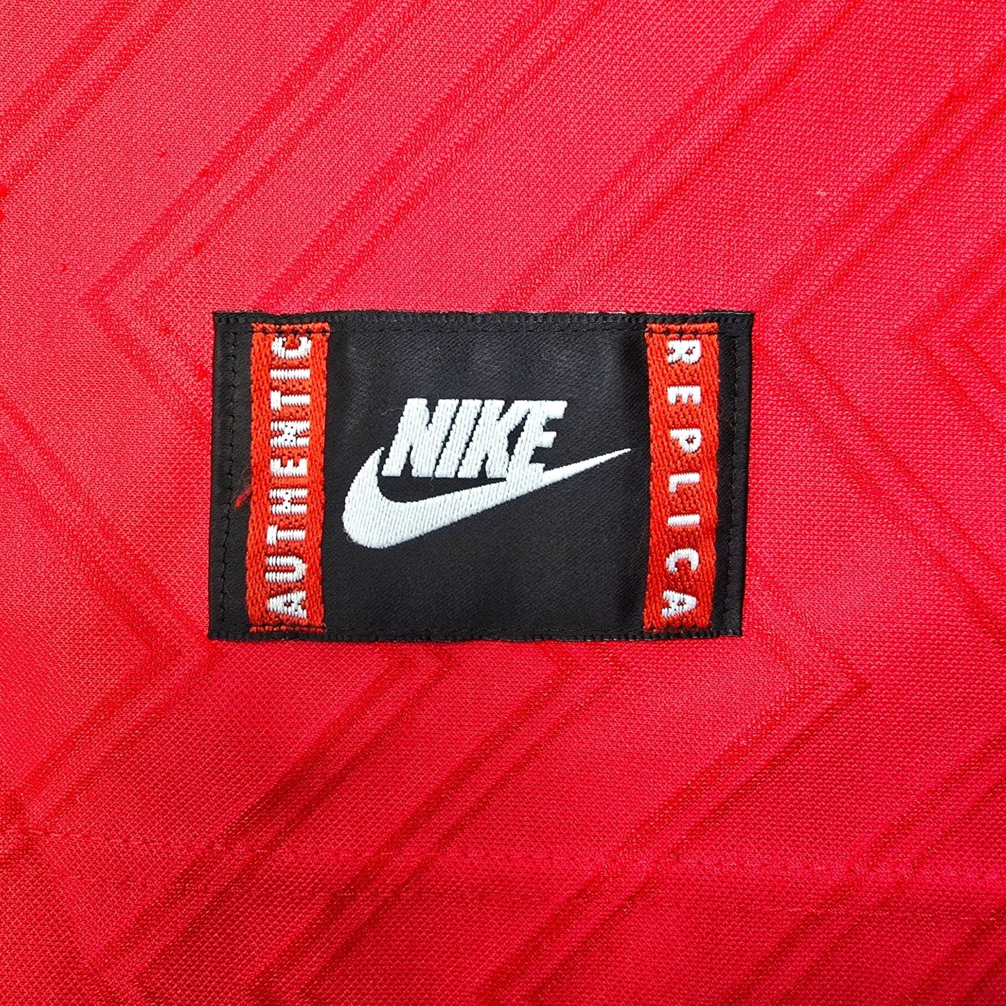1996/98 Arsenal Home Football Shirt (M) Nike #10 Bergkamp