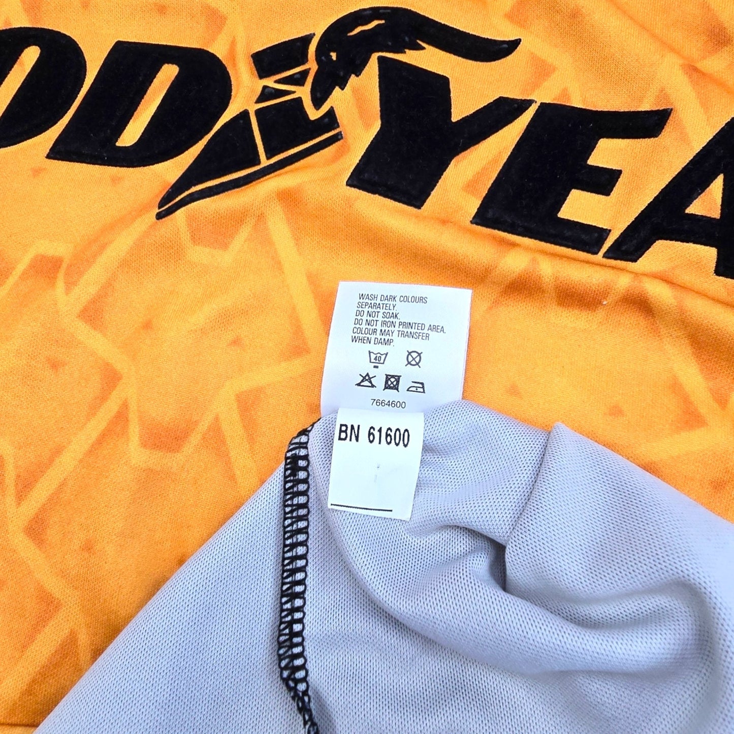 1996/98 Wolverhampton Wanderers Home Football Shirt Puma