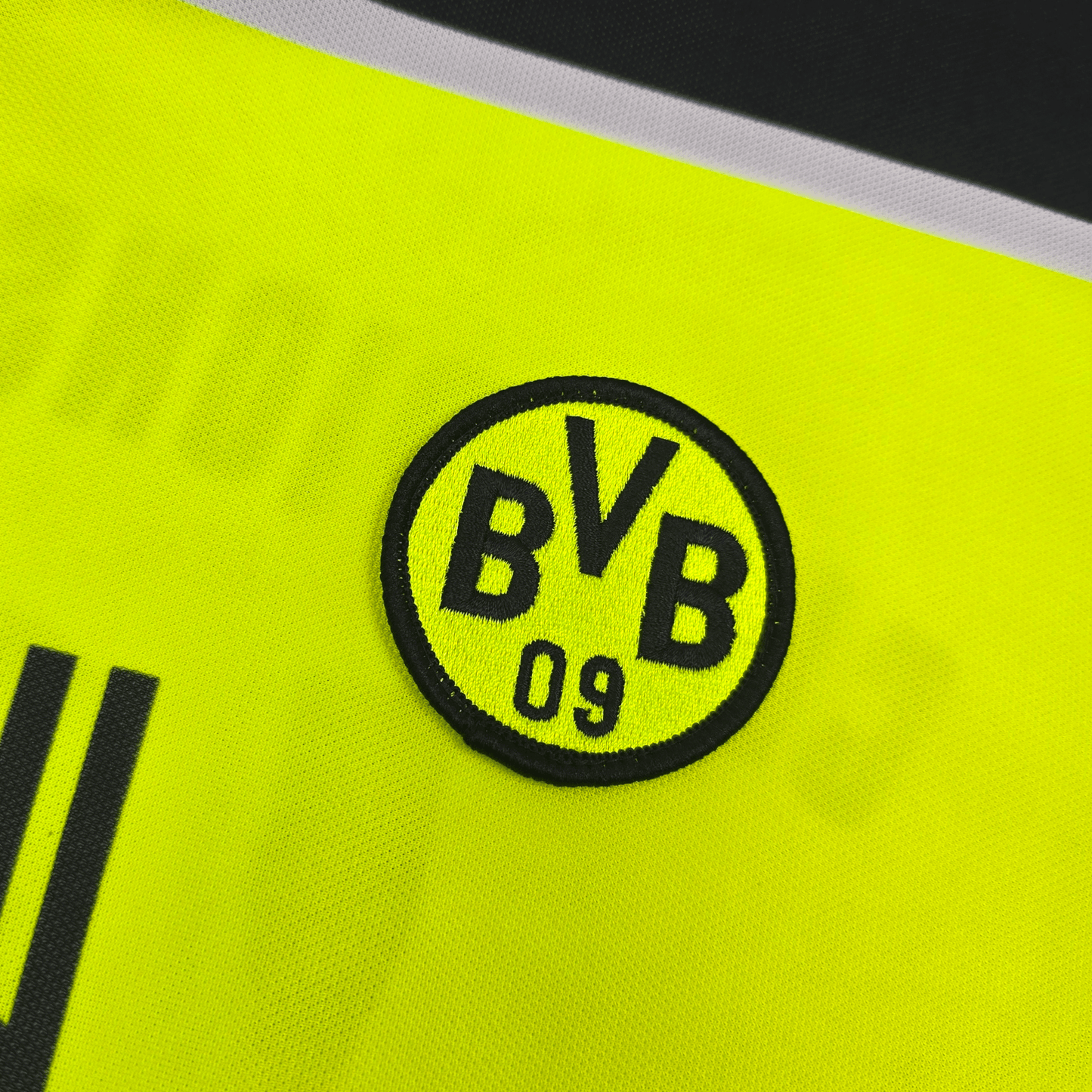 1997/98 Dortmund Home Football Shirt (XL) Nike #97 CL Winner (Special Edition)