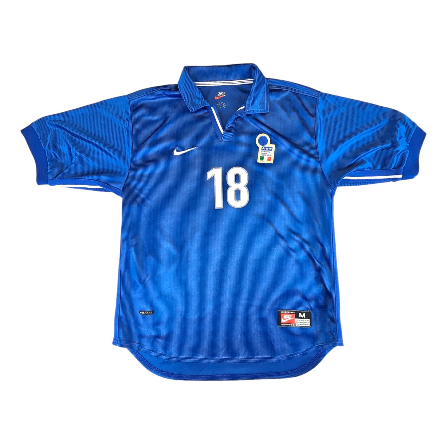 1997/98 Italy Home Football Shirt (M) Nike #18 Baggio