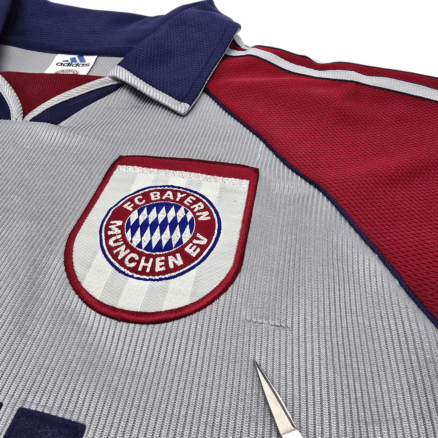 1998/00 Bayern Munich Third Football Shirt (M) Adidas #19 Janker