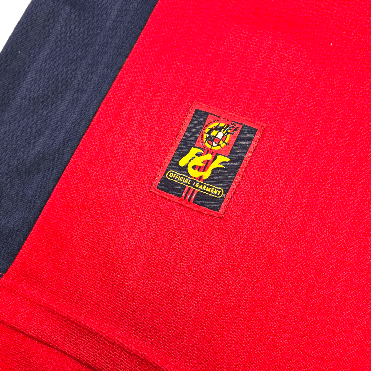 1998/00 Spain Home Football Shirt (L) Adidas #10 Raul