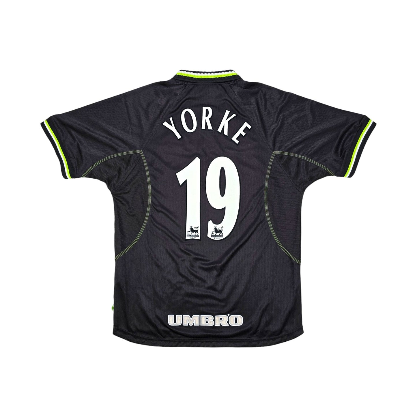 1998/99 Manchester United Third Football Shirt (L) Umbro #19 Yorke