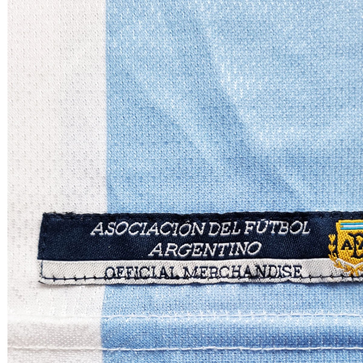 1999/00 Argentina Home Football Shirt (L) Reebok