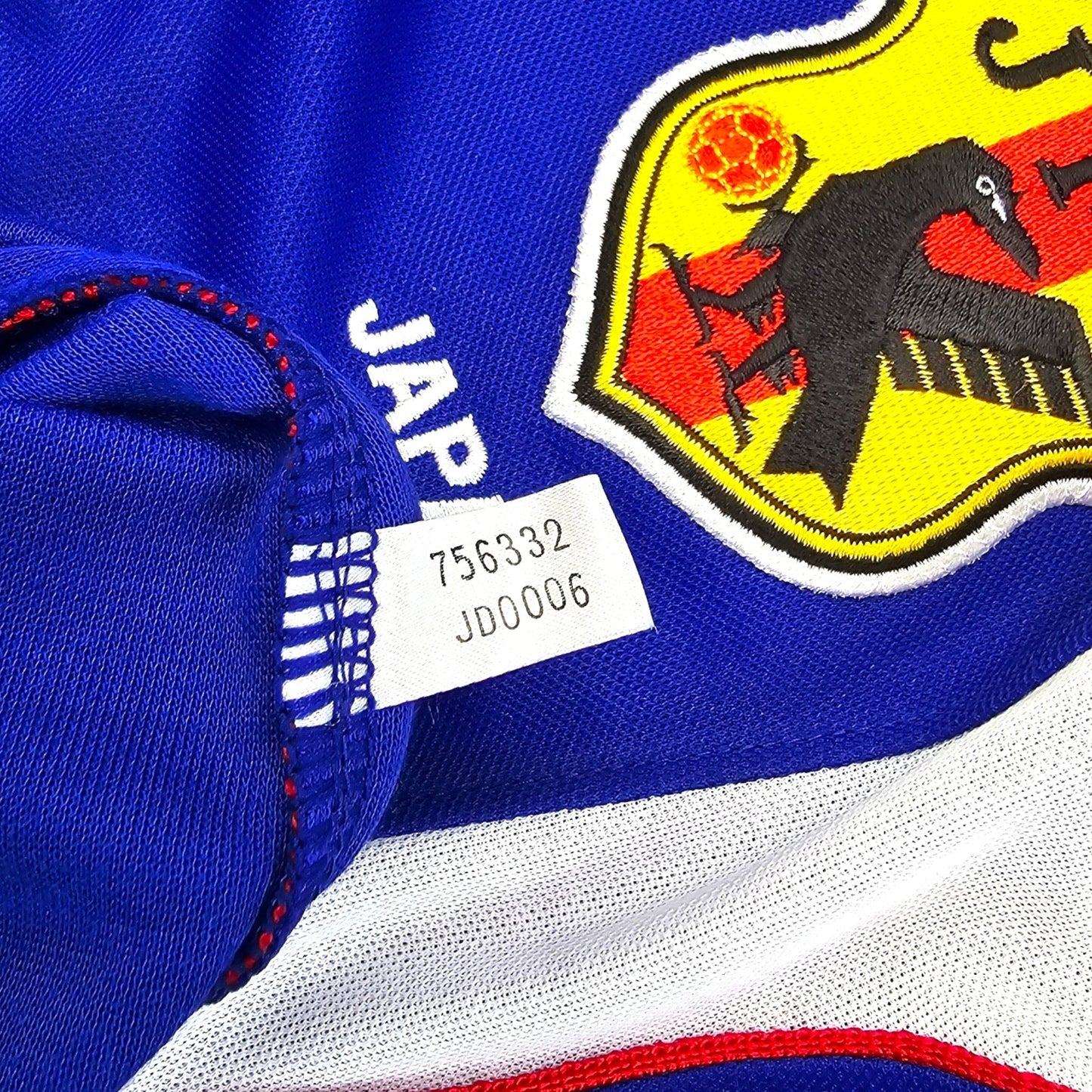 1999/00 Japan Home Football Shirt (L) Adidas #7 Nakata (Player Version)